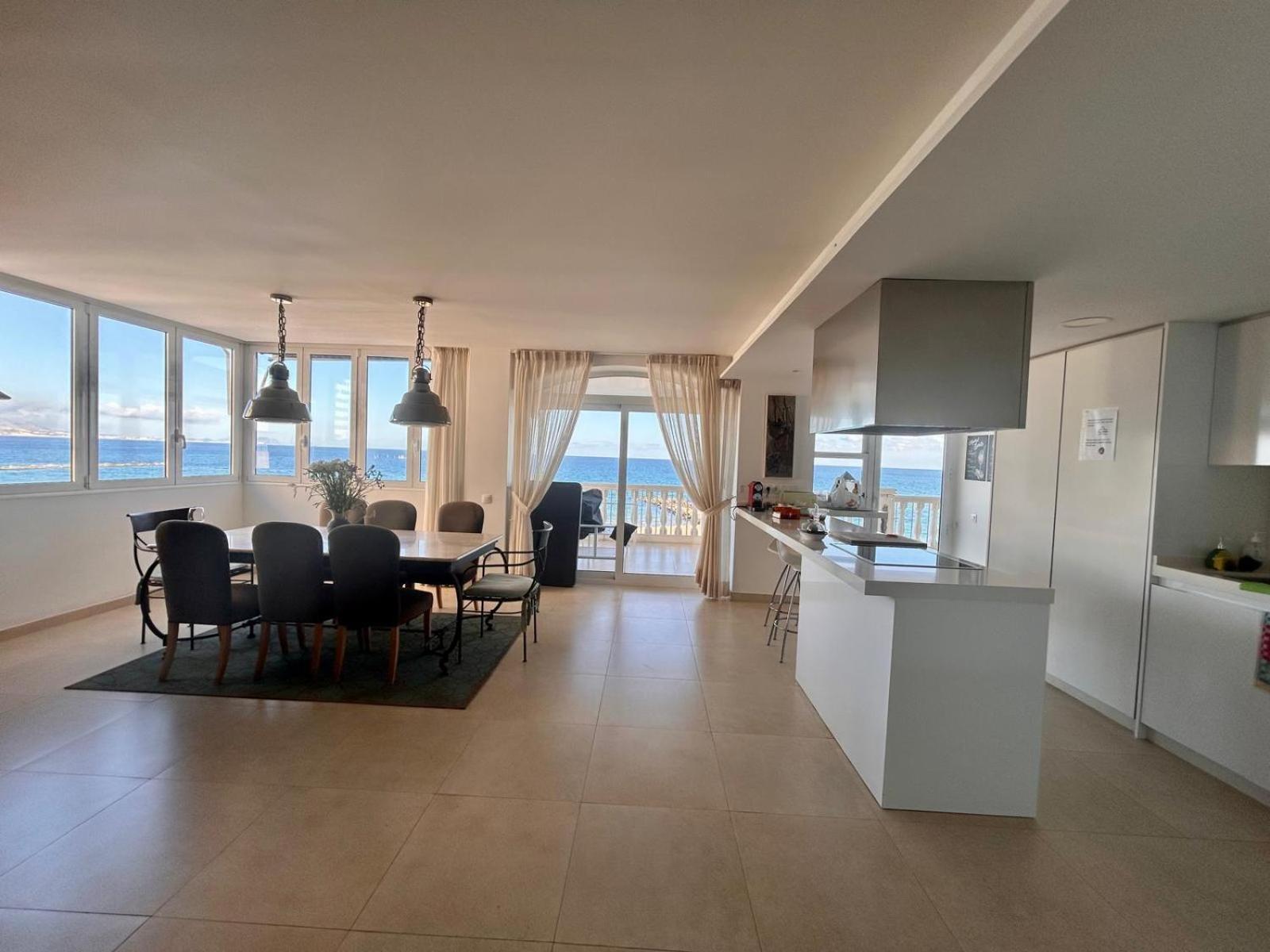 Beach House Brotonss El Campello Εξωτερικό φωτογραφία